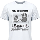 Papa und Komplizen - Personalisierbares T-Shirt